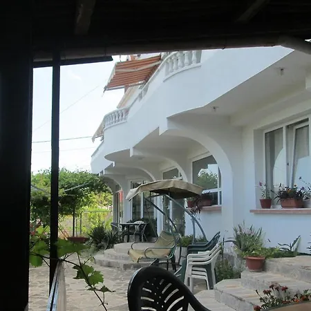 Guest house Spiro *