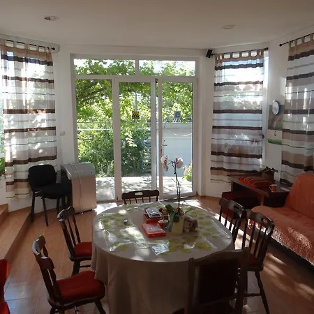 Guest house Spiro *